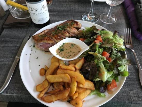 Charmant Appartement T2 Dans Villa Avec En Supplement Spa Exterieur De Mai A Septembre Laveyron Exteriör bild